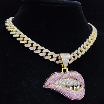 Iced Out Lips W/Grillz Pendant With Chain