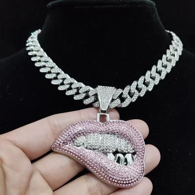 Iced Out Lips W/Grillz Pendant With Chain