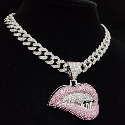 Iced Out Lips W/Grillz Pendant With Chain